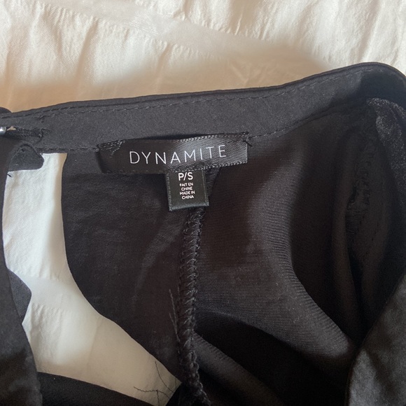 Size small Dynamite black blouse - Picture 4 of 4